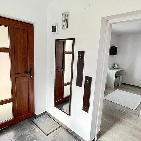Apartament Linistit / Cozy Apartment Câmpulung Moldovenesc Eksteriør billede